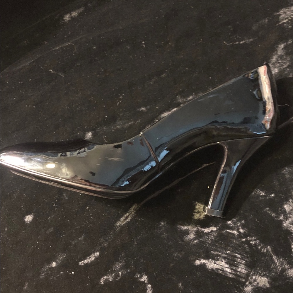 Sofft 3” patent leather heels Sz 7 blk - Picture 5 of 7